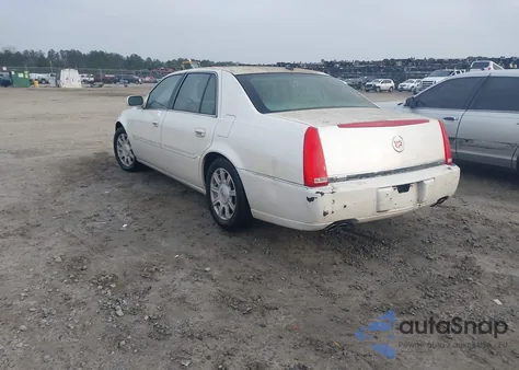 2008 Cadillac Dts 1Sc z USA, uszkodzony, nr VIN 1G6KD57Y18U197399